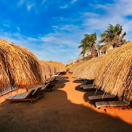 Apartment In Tiba Golden Resort With Private Beach
